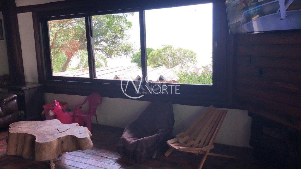 Casa à venda com 2 quartos, 367m², 1 suíte, Avenida Beira Rio no bairro Belém Novo em Porto Alegre