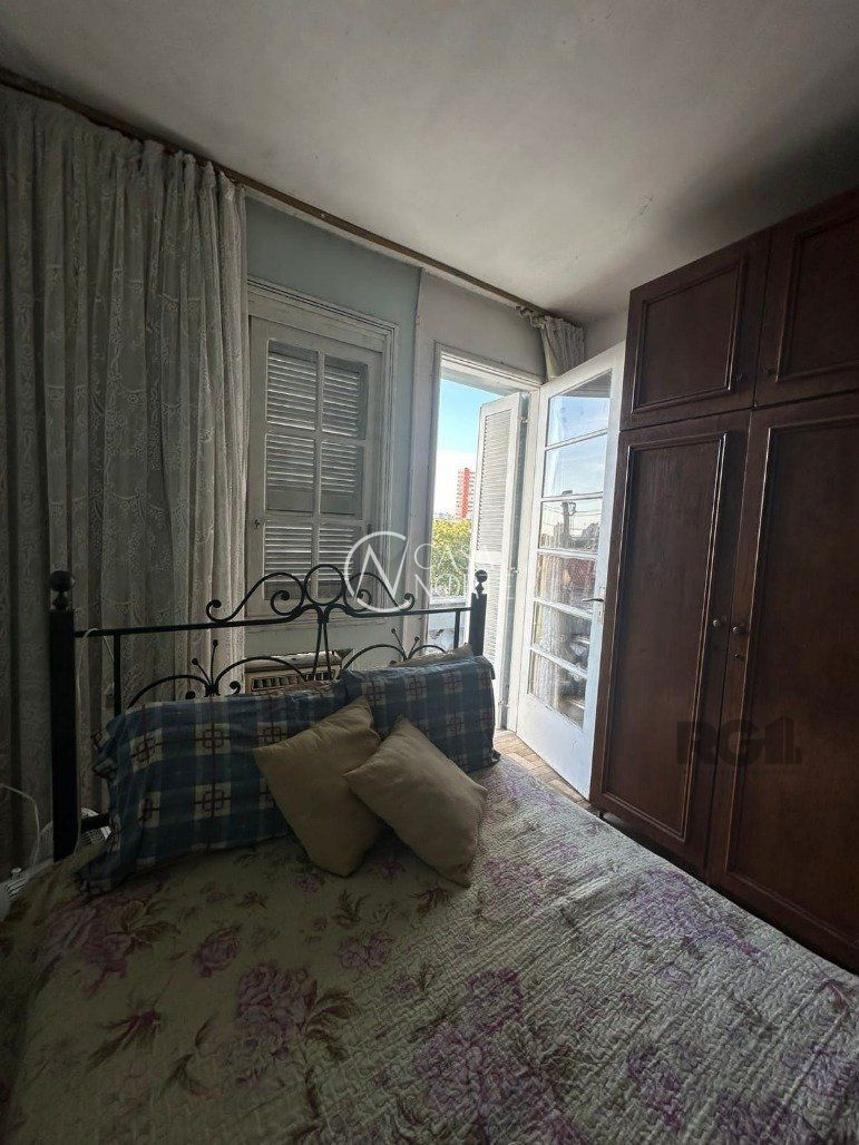 Apartamento à venda com 2 quartos, 79m², 1 vaga, Rua Vinte de Setembro no bairro Azenha em Porto Alegre