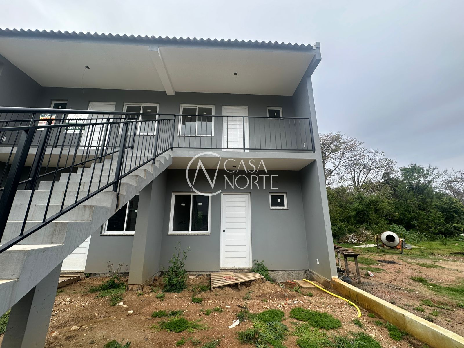 Casa à venda com 1 quarto, 46m², 1 vaga, Rua Helio Felix Frey no bairro Espírito Santo em Porto Alegre