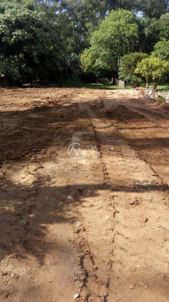 Terreno à venda  com 1360m², Rua Dona Mariana no bairro Restinga em Porto Alegre