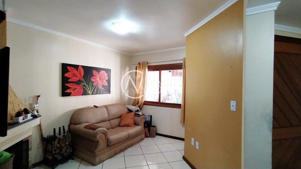 Sobrado à venda com 4 quartos, 136m², 2 suítes, 2 vagas, Rua Doutor Hermes Pacheco no bairro Aberta dos Morros em Porto Alegre