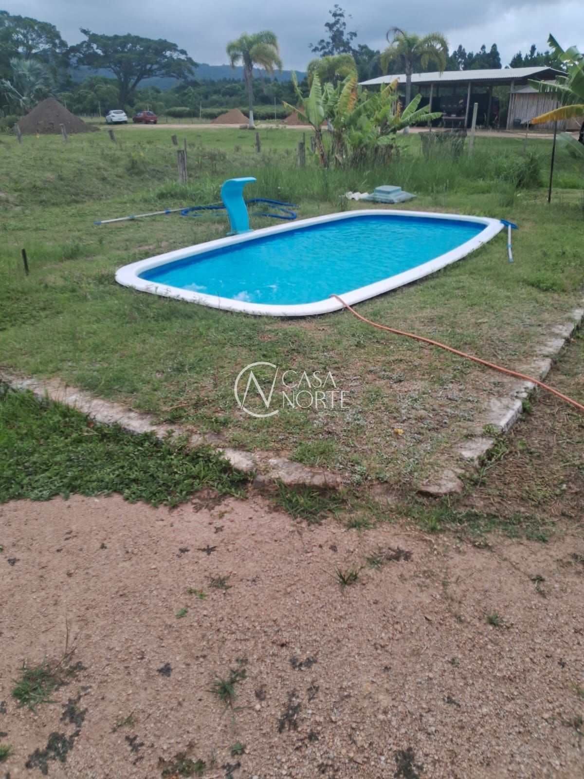 Sítio à venda com 3 quartos com 3000m², 10 vagas, Estrada da Taquara no bairro São Caetano em Porto Alegre