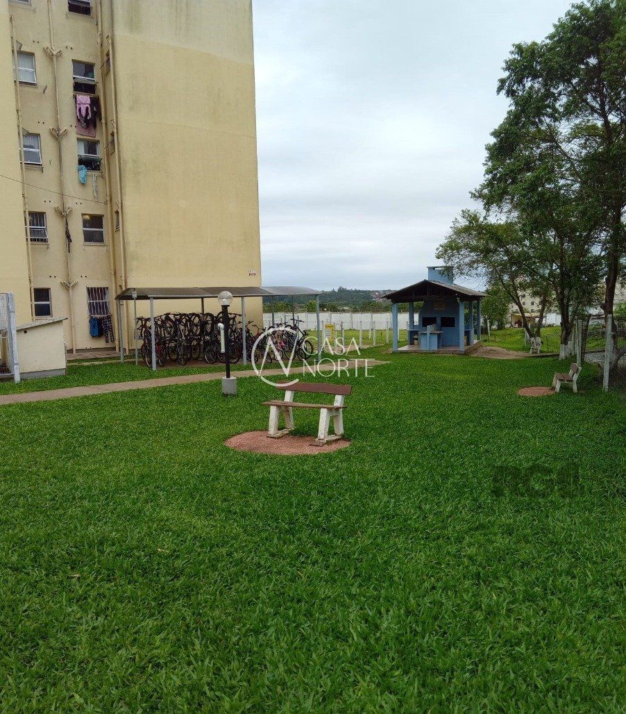 Apartamento à venda com 2 quartos, 45m², 1 vaga, Rua Império no bairro Vila Nova em Porto Alegre