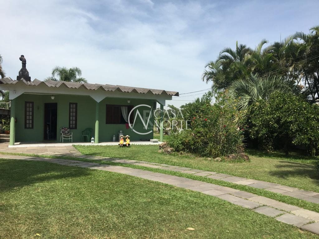 Casa à venda com 3 quartos, 230m², 1 suíte, Rua do Schneider no bairro Hípica em Porto Alegre