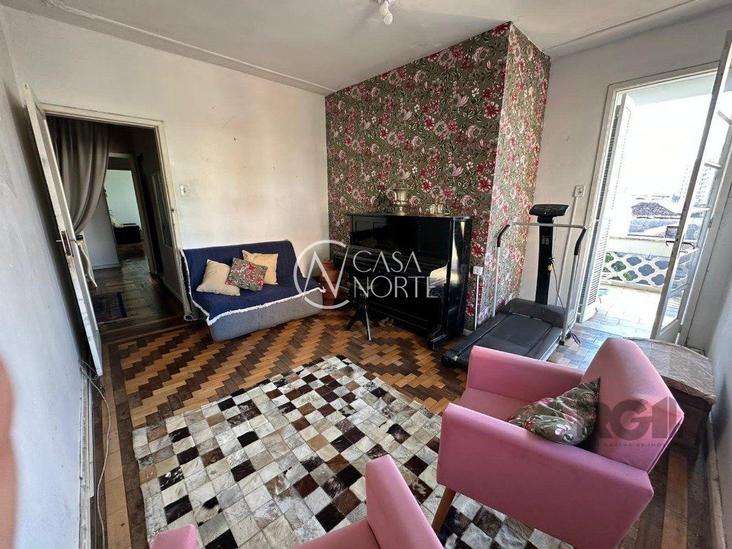 Apartamento à venda com 2 quartos, 79m², 1 vaga, Rua Vinte de Setembro no bairro Azenha em Porto Alegre