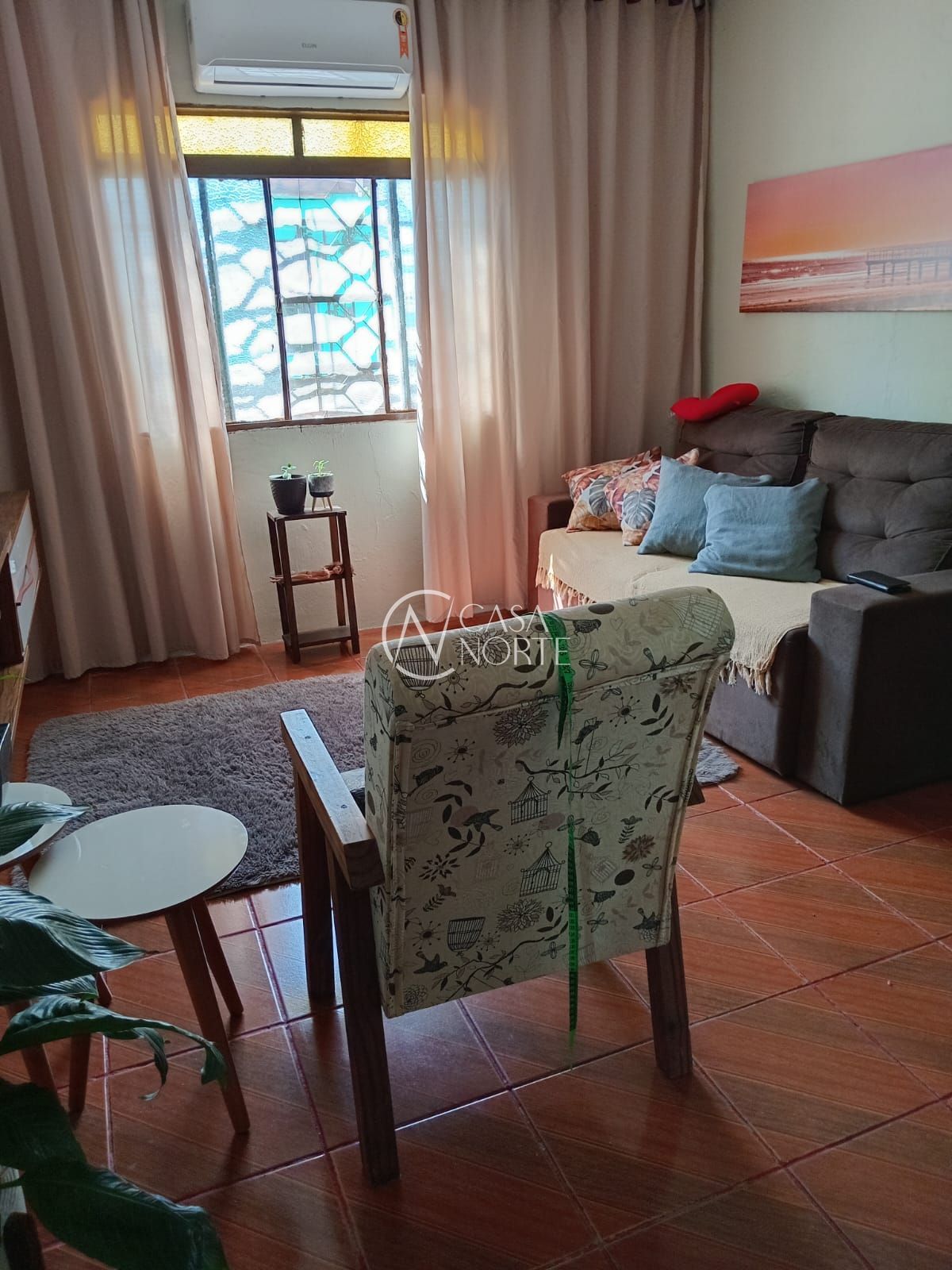 Casa à venda com 4 quartos, 500m², 2 vagas, Rua Capitão Pedroso no bairro Restinga em Porto Alegre