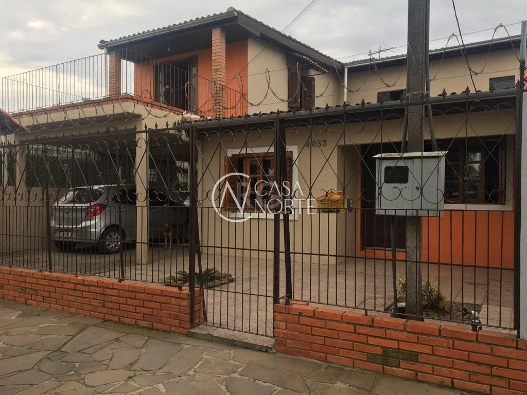 Sobrado à venda com 3 quartos, 92m², 2 vagas, Rua E no bairro Restinga em Porto Alegre