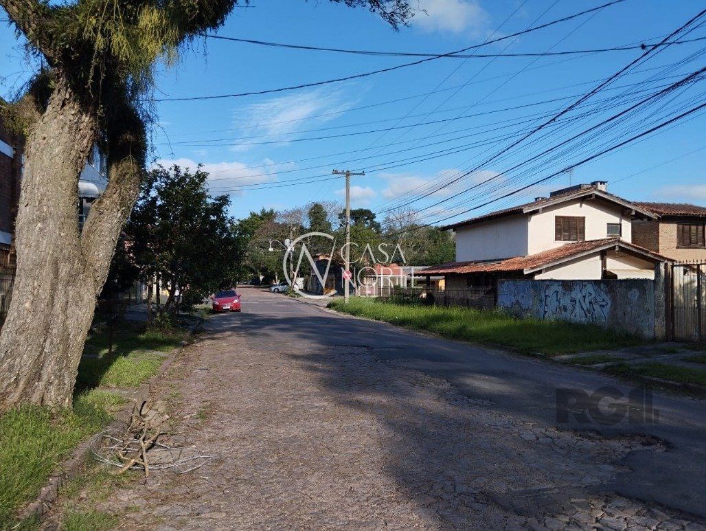Terreno à venda  com 312m², Rua Julio Dias de Souza no bairro Aberta dos Morros em Porto Alegre