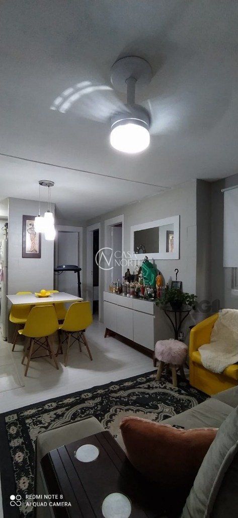 Apartamento à venda com 2 quartos, 42m², 1 vaga, Rua Império no bairro Vila Nova em Porto Alegre