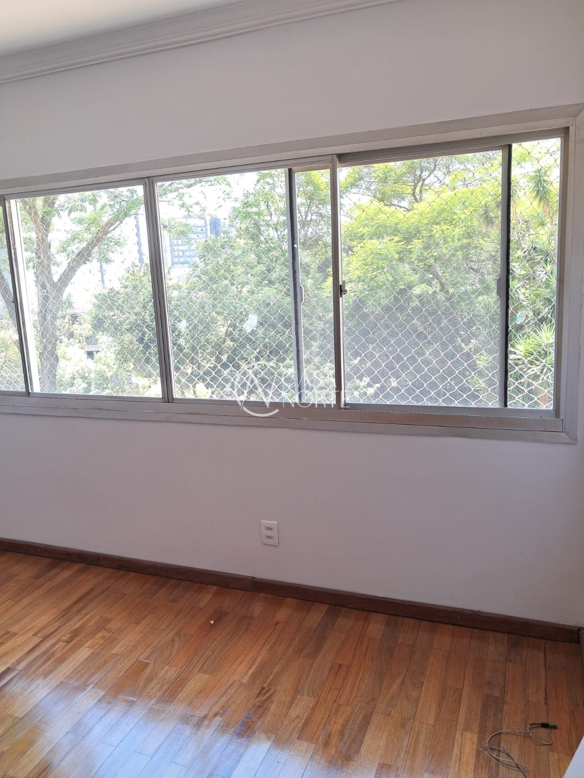 Apartamento à venda com 2 quartos, 78m², 1 vaga, Rua Professor Carvalho Freitas no bairro Teresópolis em Porto Alegre