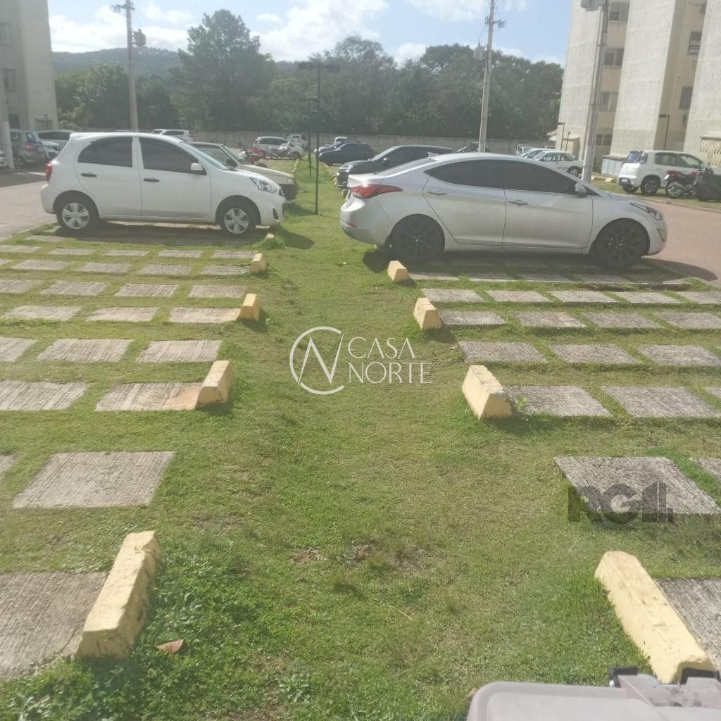 Apartamento à venda com 2 quartos, 40m², 1 vaga, Avenida Família Gonçalves Carneiro no bairro Cavalhada em Porto Alegre