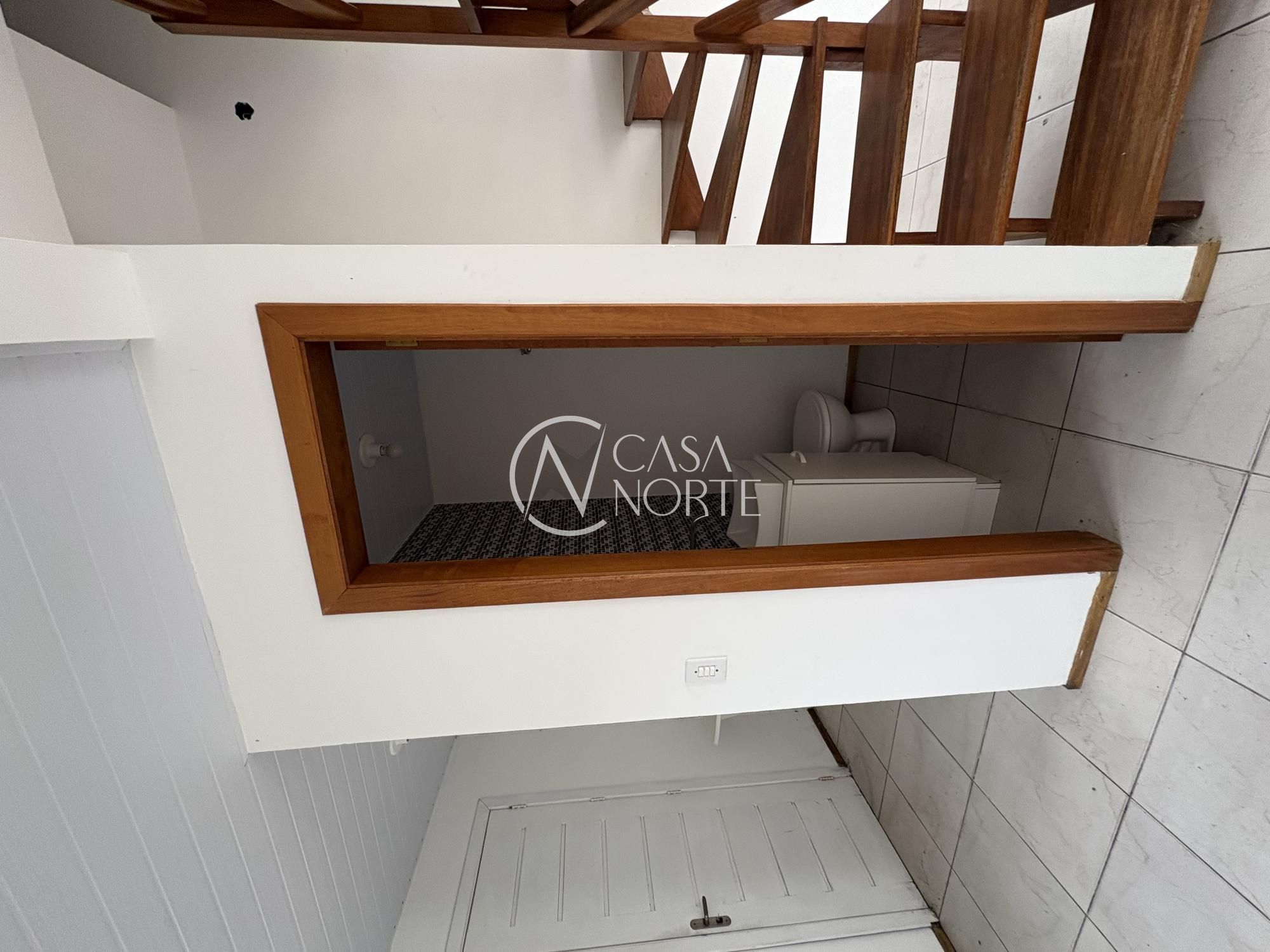 Casa de Condomínio à venda com 2 quartos, 82m², 1 vaga, Rua Capitão Pedroso no bairro Restinga em Porto Alegre