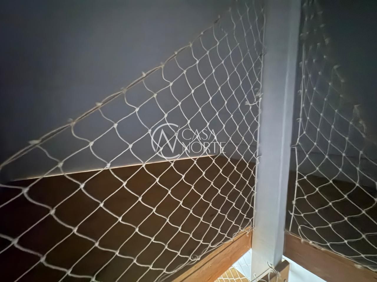 Sobrado à venda com 3 quartos, 170m², 1 suíte, 2 vagas, Rua Ivo Walter Kern no bairro Hípica em Porto Alegre