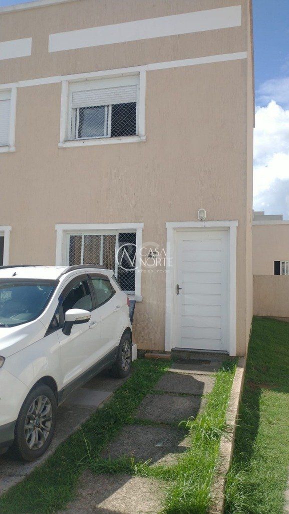 Sobrado à venda com 2 quartos, 83m², 1 vaga, Rua Capitao Pedroso no bairro Restinga em Porto Alegre