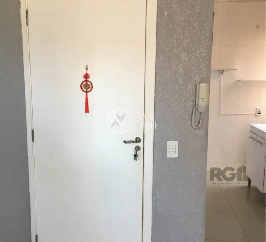 Apartamento à venda com 2 quartos, 40m², 1 vaga, Rua José Iuchno no bairro Hípica em Porto Alegre
