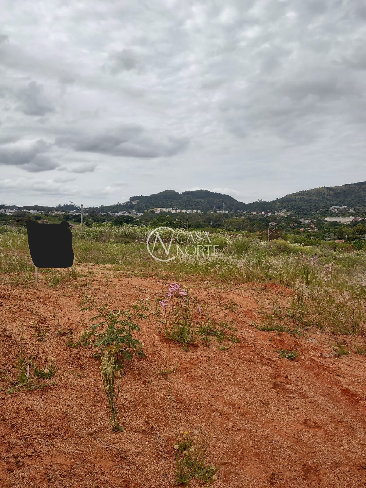 Terreno à venda  com 200m², Rua Catarino Andreatta no bairro Vila Nova em Porto Alegre