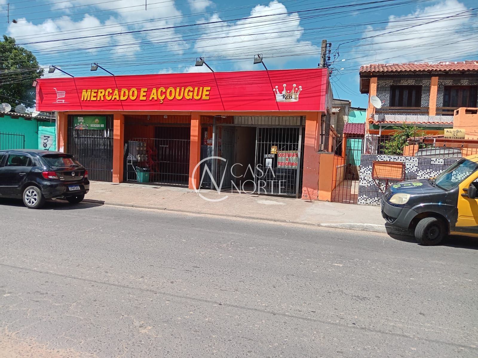 Casa à venda com 4 quartos, 500m², 2 vagas, Rua Capitão Pedroso no bairro Restinga em Porto Alegre