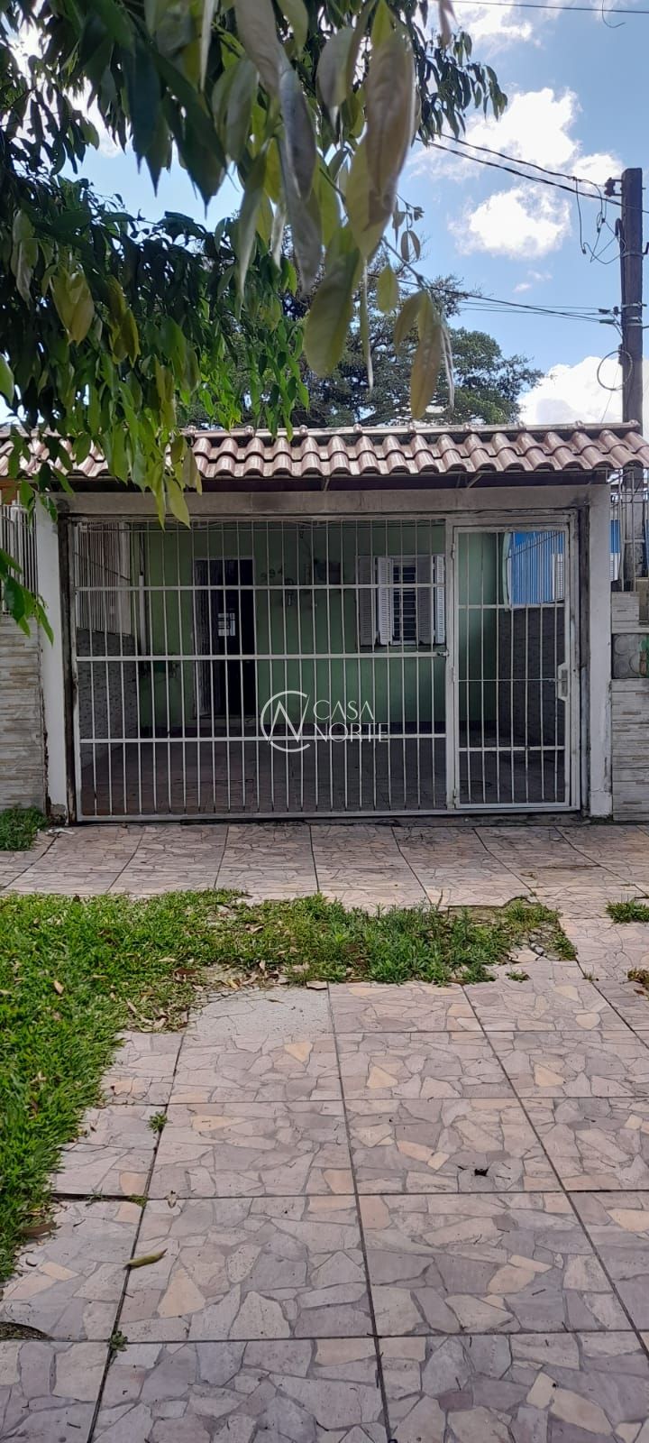 Casa à venda com 2 quartos, 125m², 2 vagas, Rua do Schneider no bairro Hípica em Porto Alegre