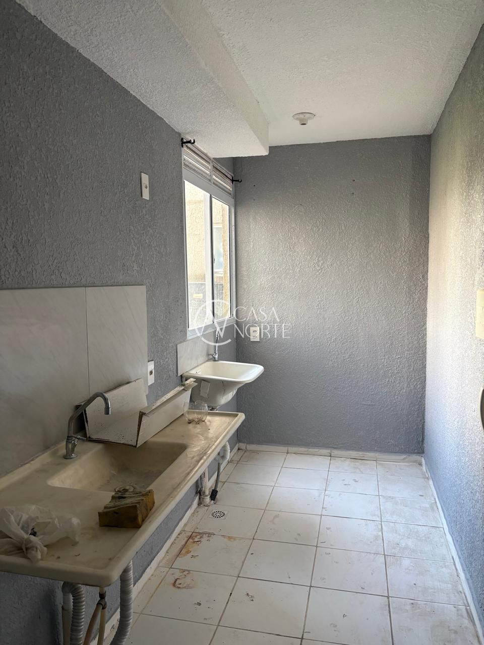 Apartamento à venda com 2 quartos, 42m², 1 vaga, Rua José Iuchno no bairro Hípica em Porto Alegre