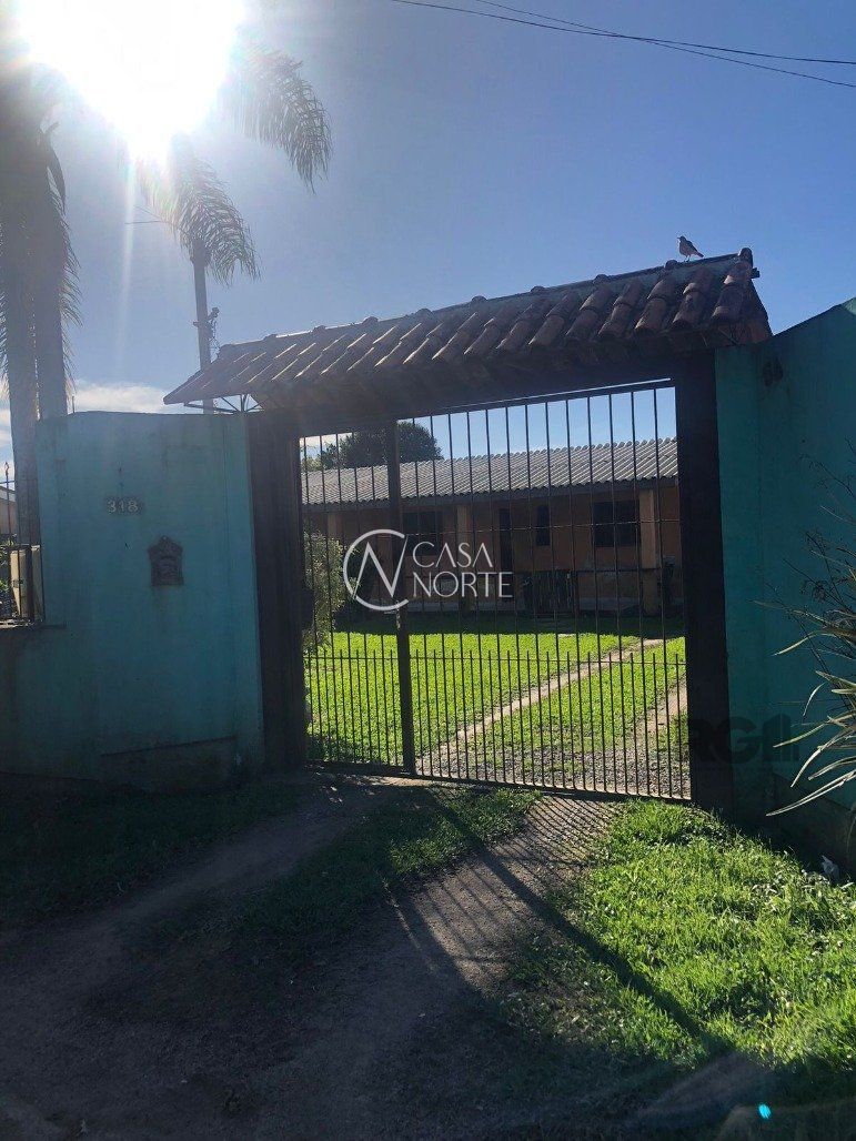 Casa à venda com 3 quartos, 600m², 1 suíte, 2 vagas, Rua Ipe-Rosa no bairro Restinga em Porto Alegre