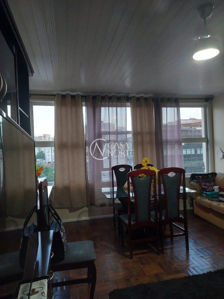 Apartamento à venda com 1 quarto, 52m², 1 suíte, Avenida Farrapos no bairro Floresta em Porto Alegre