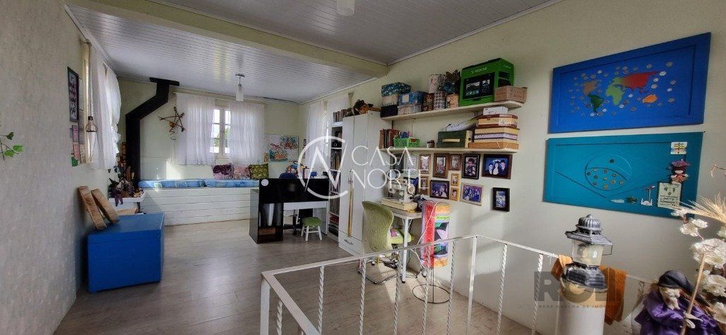 Sítio à venda com 3 quartos, 3060m², 1 suíte, Rua Adão Martins da Rocha no bairro São Caetano em Porto Alegre