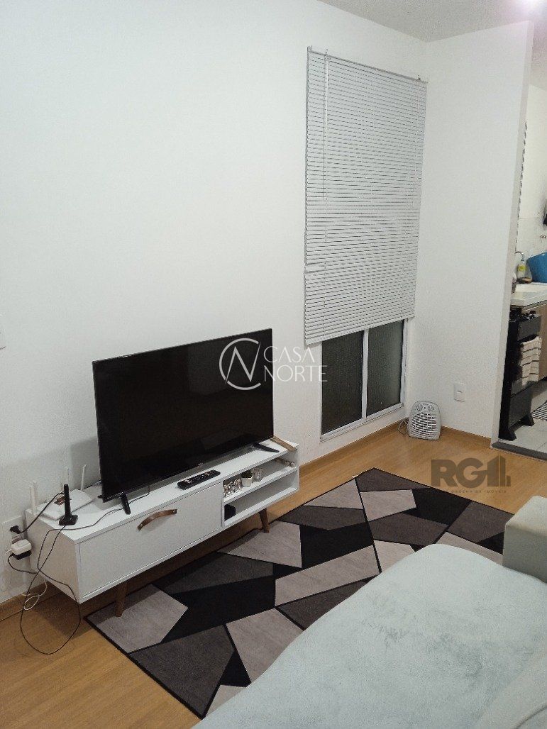 Apartamento à venda com 2 quartos, 41m², 1 vaga, Rua Sete Mil e Oito no bairro Restinga em Porto Alegre