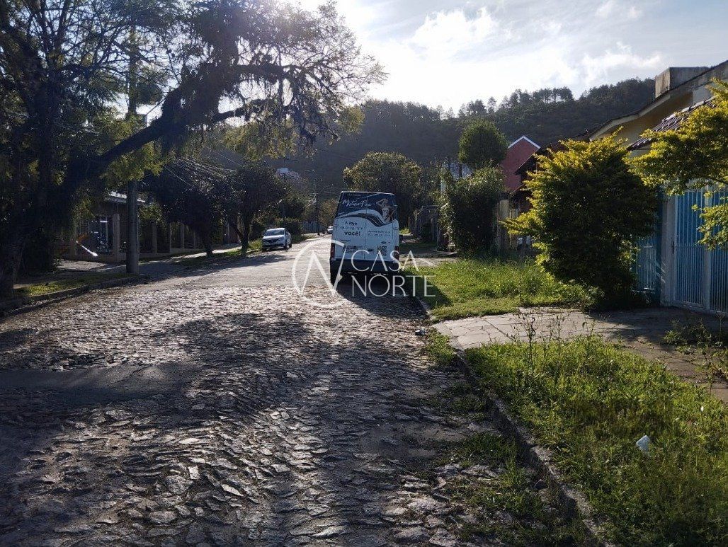 Terreno à venda  com 312m², Rua Julio Dias de Souza no bairro Aberta dos Morros em Porto Alegre