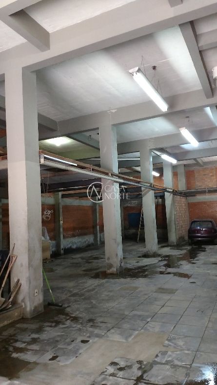 Pavilhão à venda com 2 quartos, 210m², 2 vagas, Avenida Nilo Ruschel no bairro Morro Santana em Porto Alegre