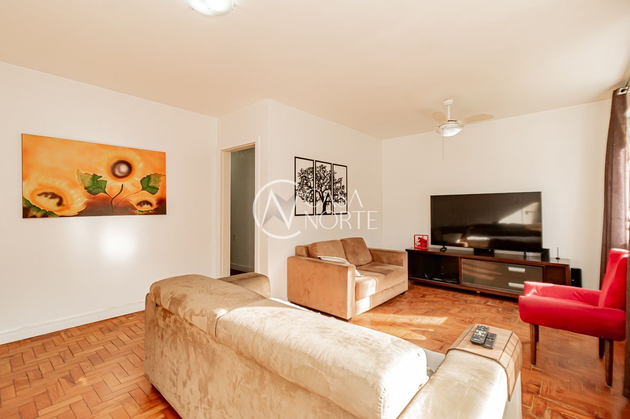 Casa à venda com 3 quartos, 170m², 3 vagas, Avenida Engenheiro Ary de Abreu Lima no bairro Vila Ipiranga em Porto Alegre