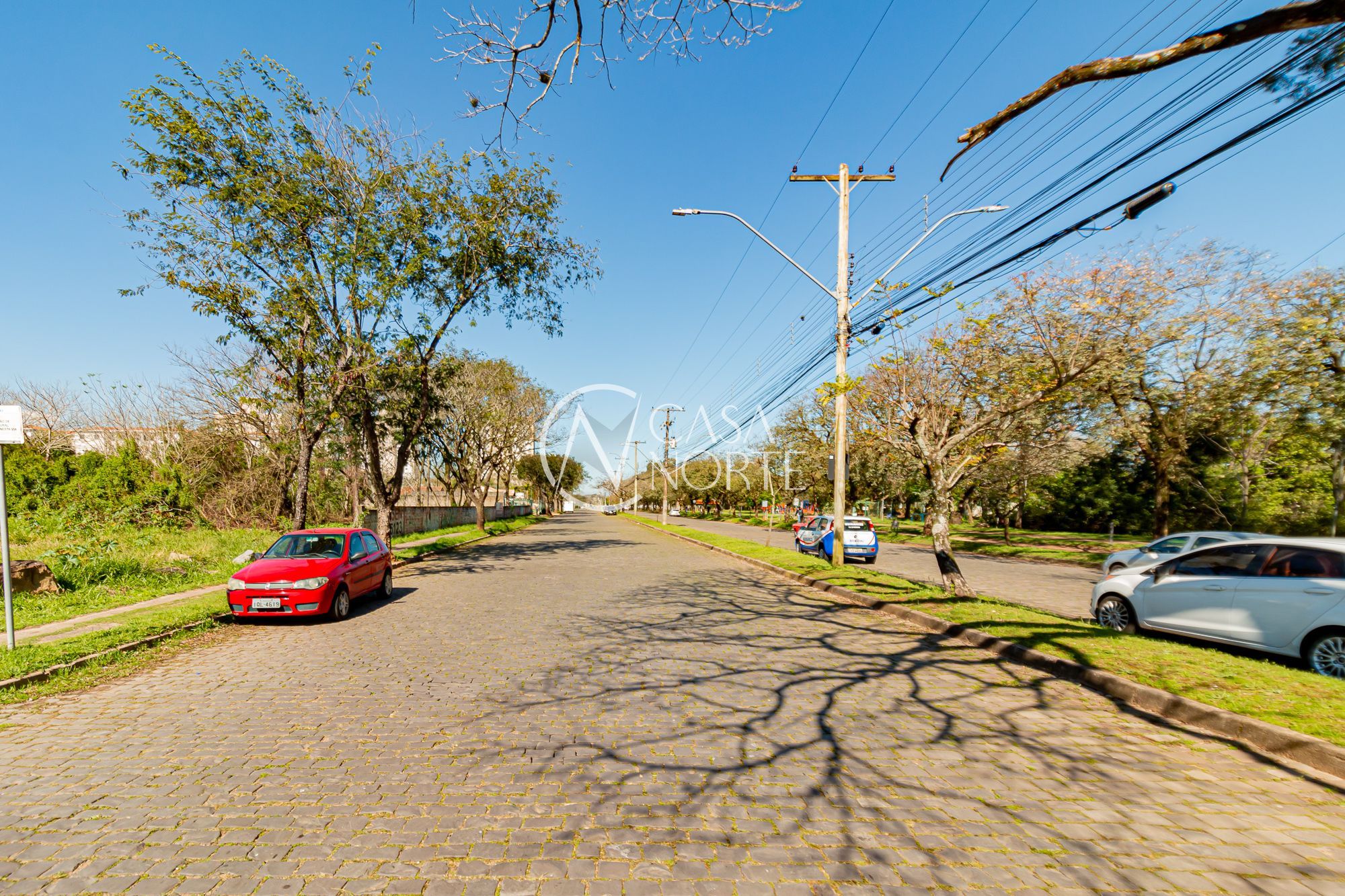 Terreno à venda  com 6150m², Rua José Aloisio Filho no bairro Humaitá em Porto Alegre