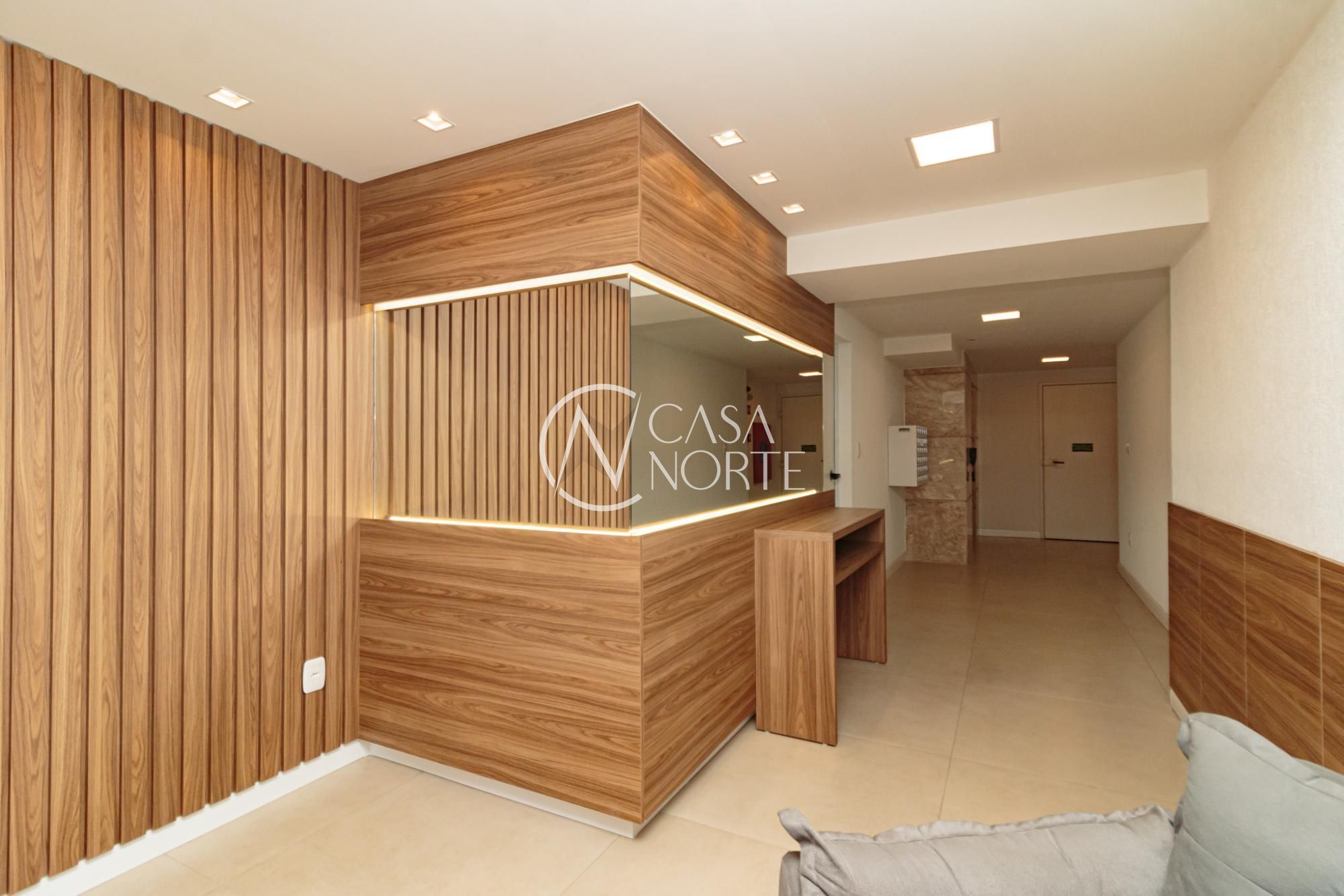 Apartamento à venda com 2 quartos, 83m², 1 suíte, 1 vaga, Rua Portugal no bairro São João em Porto Alegre