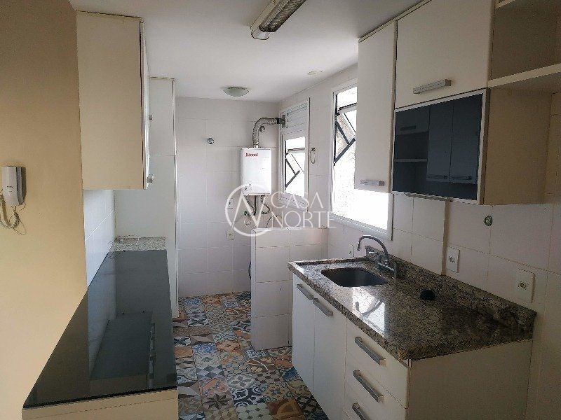 Apartamento à venda com 3 quartos, 75m², 1 suíte, 1 vaga, Rua Limoeiro no bairro Cristo Redentor em Porto Alegre