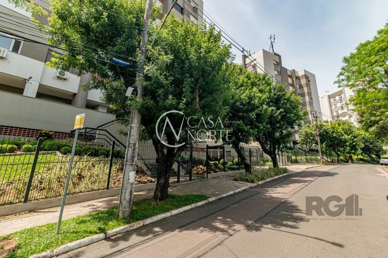 Apartamento à venda com 2 quartos, 68m², 1 vaga, Rua Cipó no bairro Passo da Areia em Porto Alegre