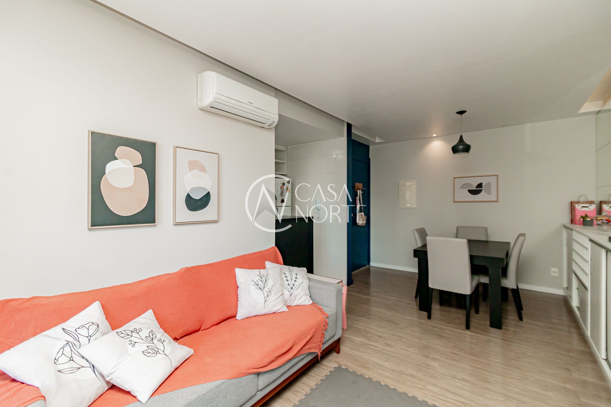 Apartamento à venda com 3 quartos, 74m², 1 suíte, 2 vagas, Avenida Benno Mentz no bairro Vila Ipiranga em Porto Alegre