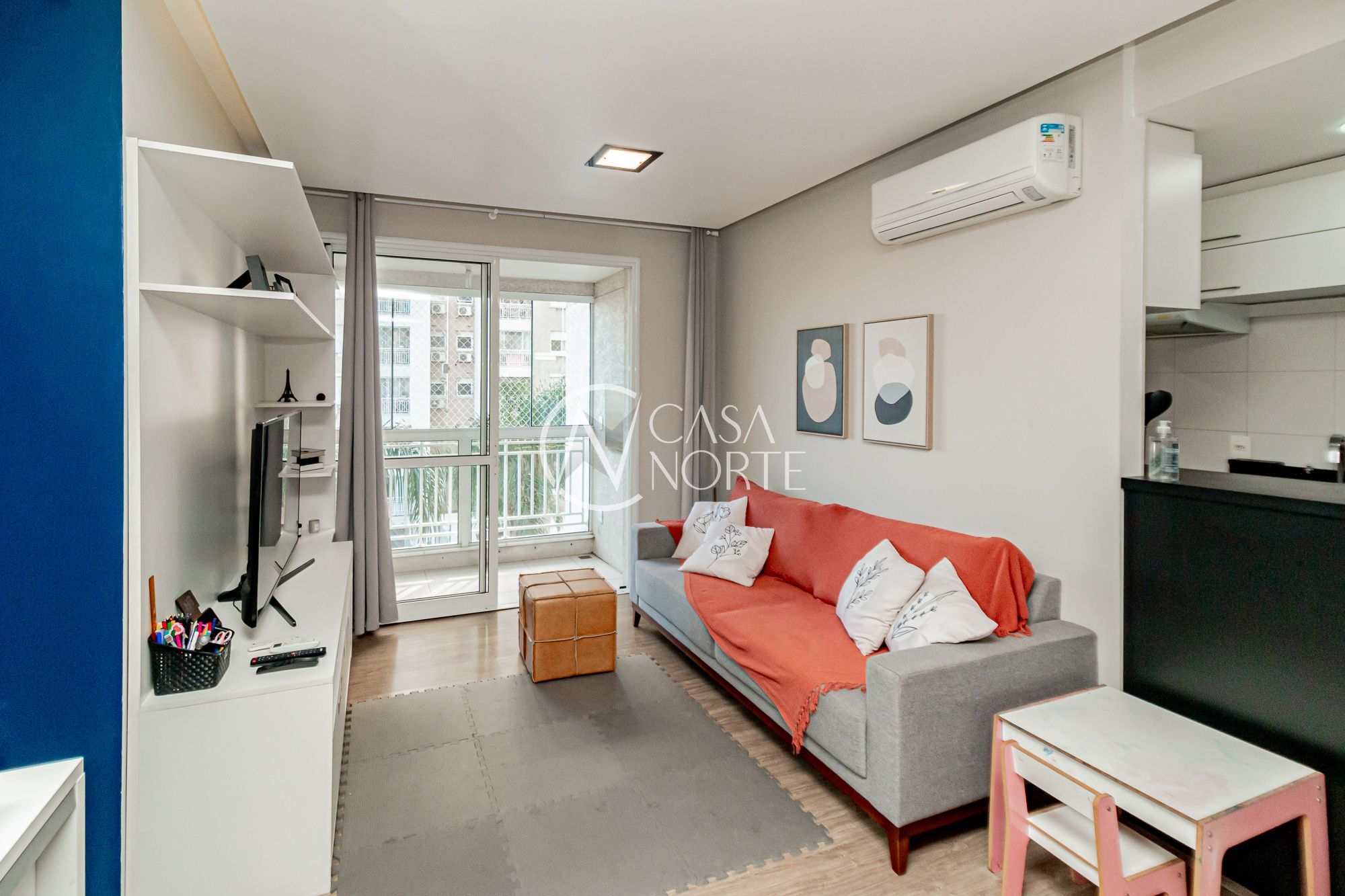 Apartamento à venda com 3 quartos, 74m², 1 suíte, 2 vagas, Avenida Benno Mentz no bairro Vila Ipiranga em Porto Alegre