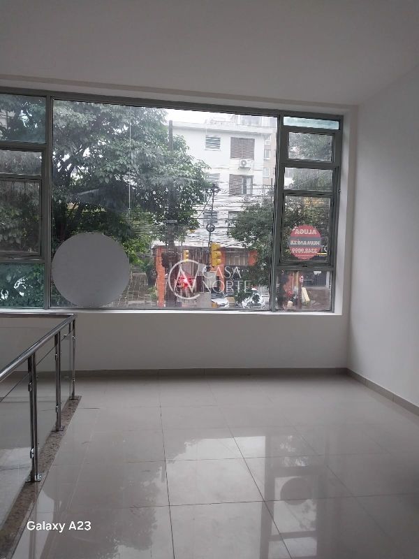 Loja à venda com 2 quartos, 110m², 1 vaga, Avenida Plínio Brasil Milano no bairro Higienópolis em Porto Alegre