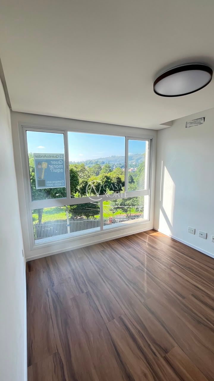 Apartamento à venda com 2 quartos, 75m², 1 suíte, 1 vaga, Rua Cláudio Manoel da Costa no bairro Jardim Sabará em Porto Alegre