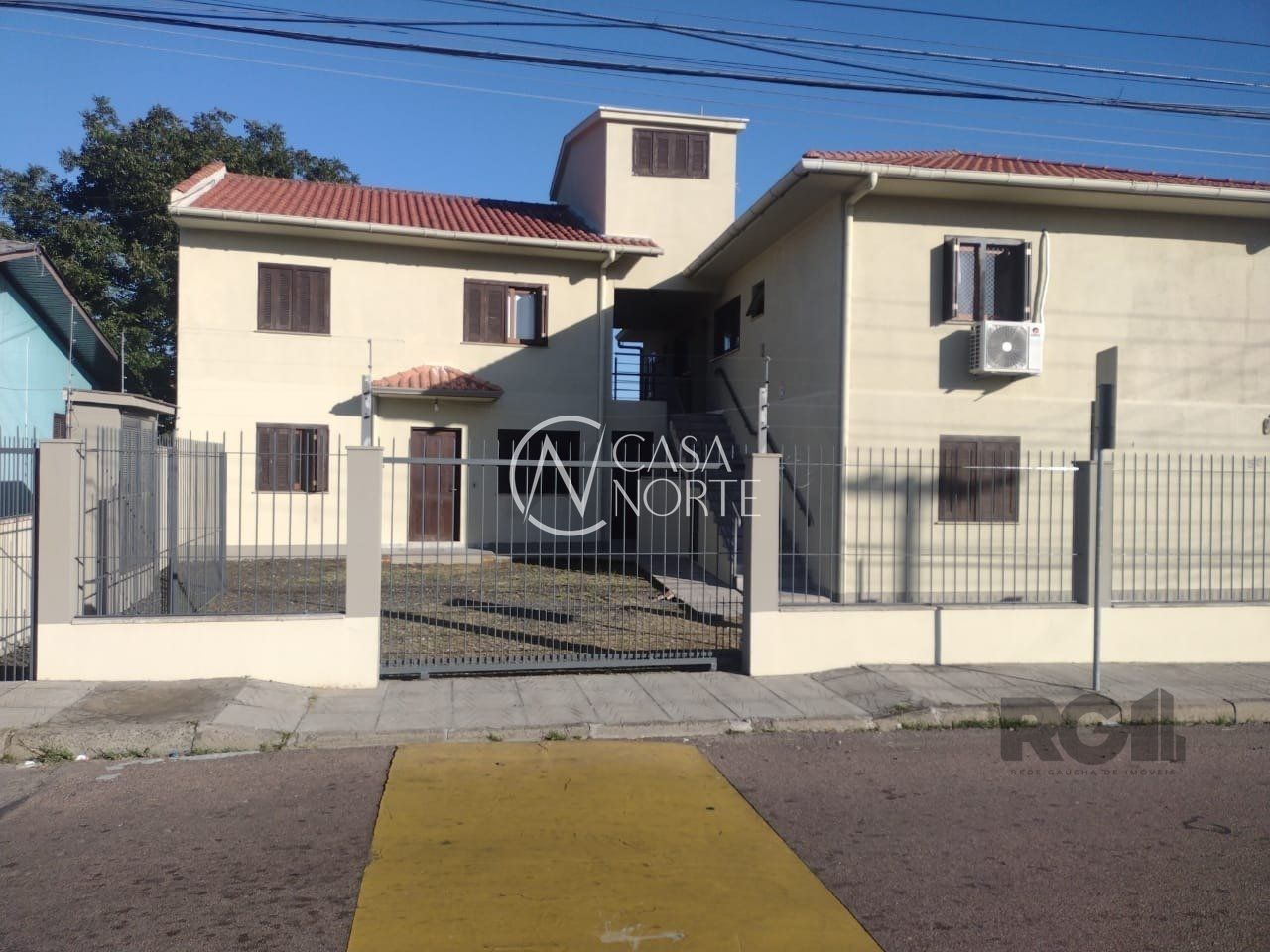 Apartamento à venda com 2 quartos, 60m², 1 vaga, Rua José Lewgoy no bairro Morro Santana em Porto Alegre