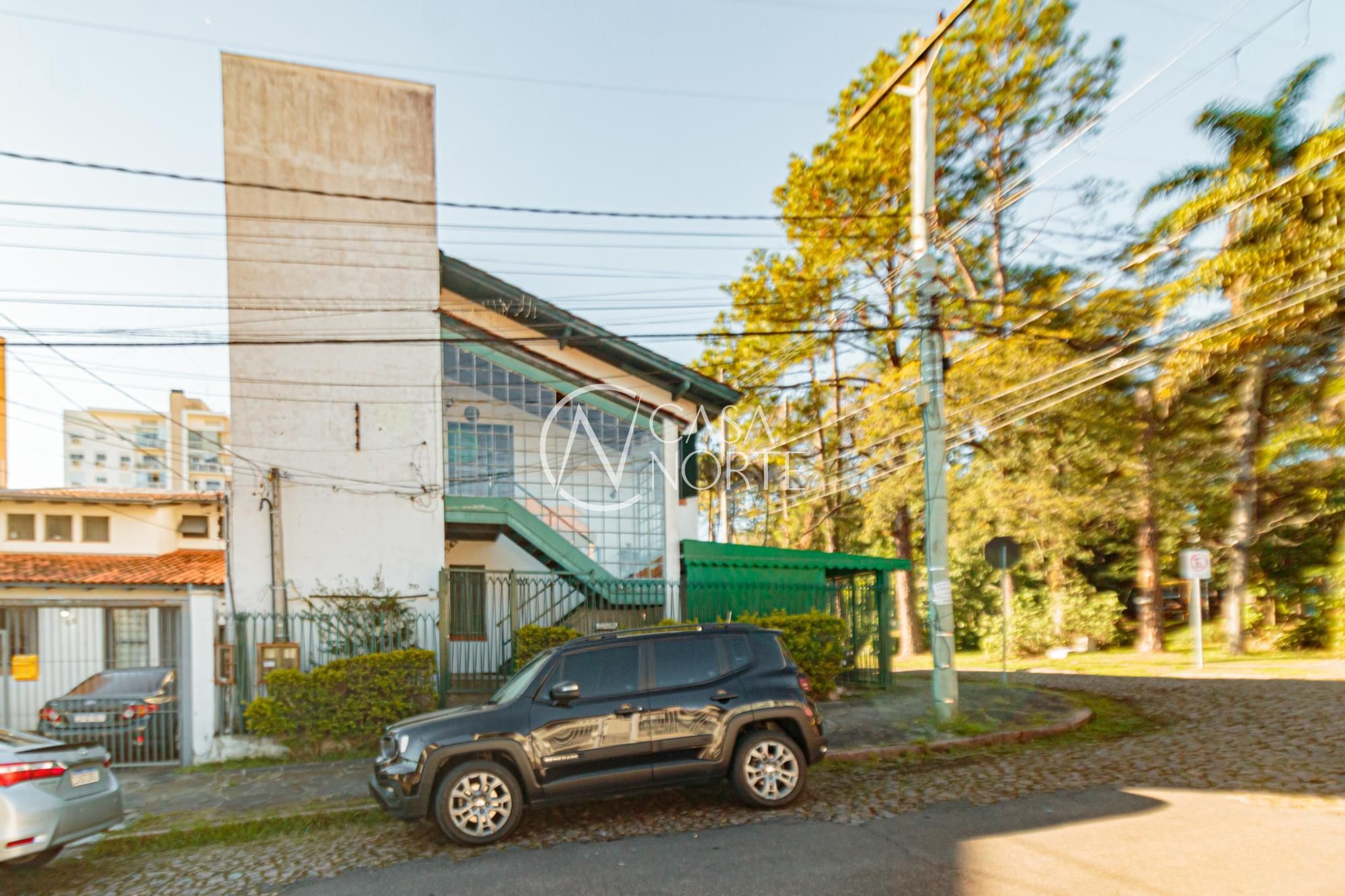 Apartamento à venda com 2 quartos, 79m², 1 vaga, Rua Nove de Março no bairro Vila Ipiranga em Porto Alegre