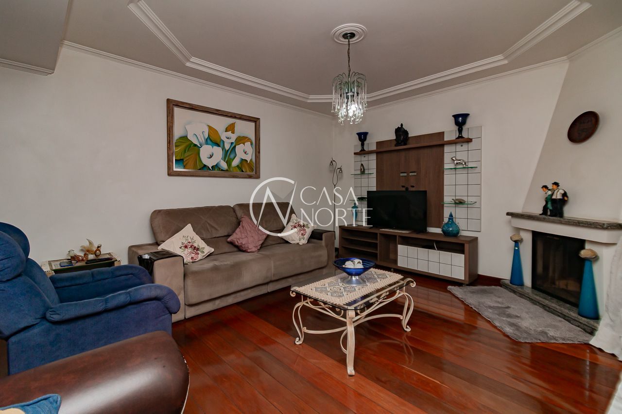 Casa à venda com 3 quartos, 290m², 1 suíte, 2 vagas, Rua Engenheiro Walter Boehl no bairro Vila Ipiranga em Porto Alegre