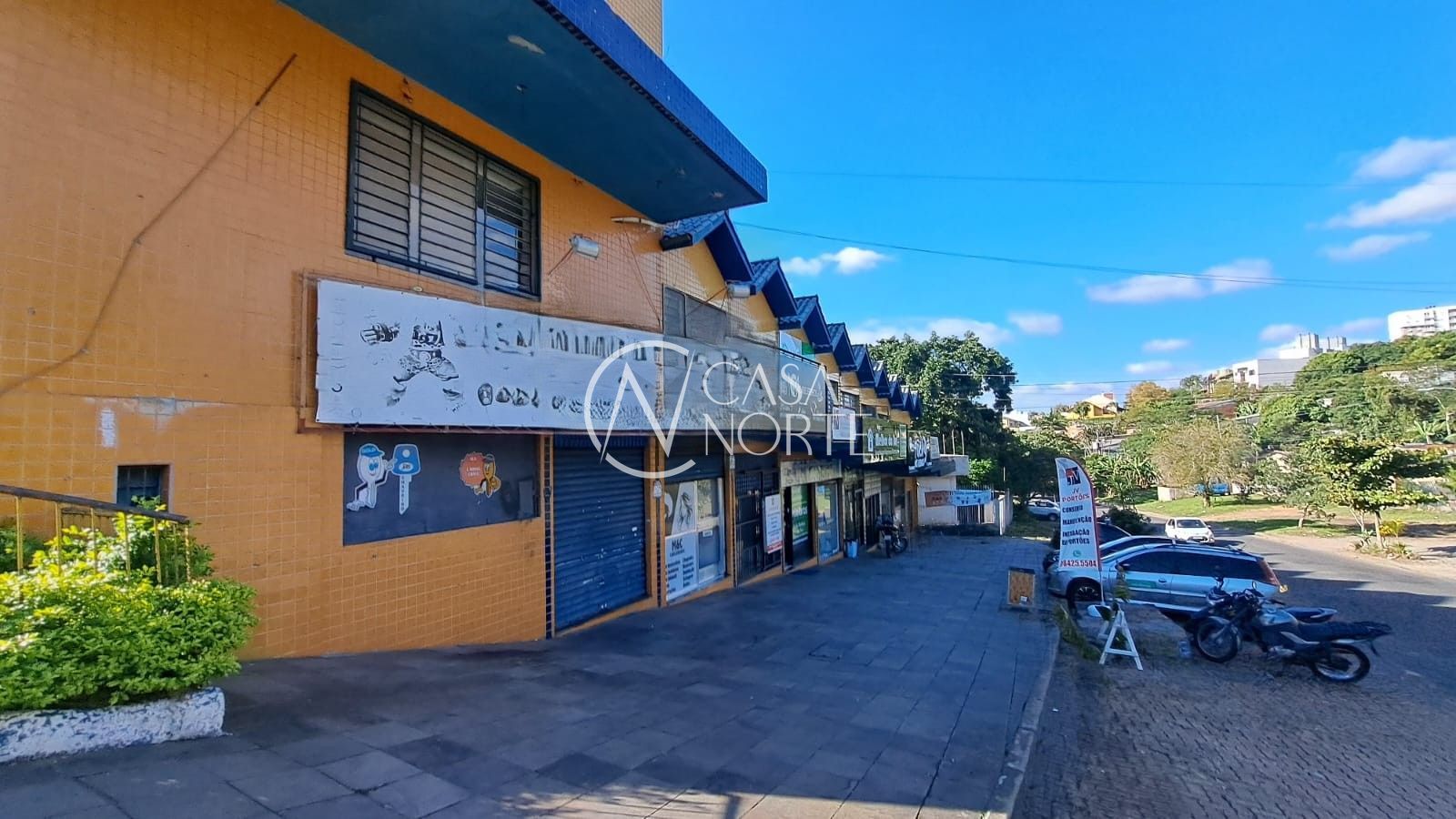 Loja à venda com 1 quarto, 30m², 2 vagas, Avenida Ipê no bairro Vila Jardim em Porto Alegre