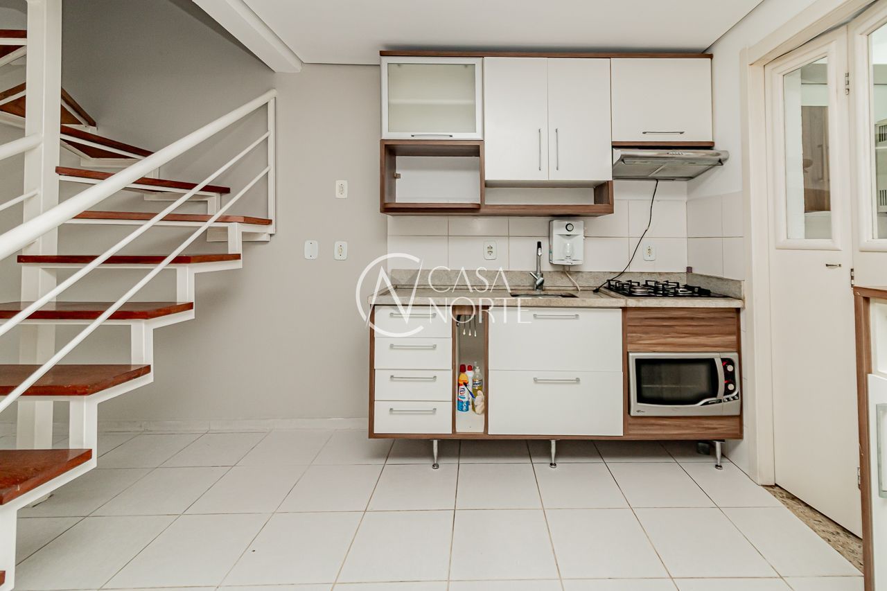 Casa de Condomínio à venda com 3 quartos, 96m², 1 suíte, 1 vaga, Avenida Juca Batista no bairro Cavalhada em Porto Alegre