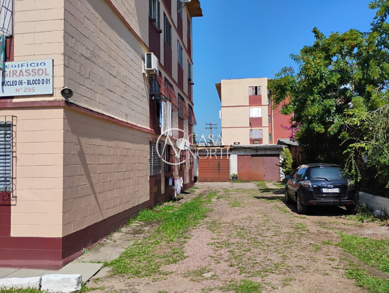 Apartamento à venda com 2 quartos, 53m², 1 vaga, Rua Fernando Camarano no bairro Rubem Berta em Porto Alegre