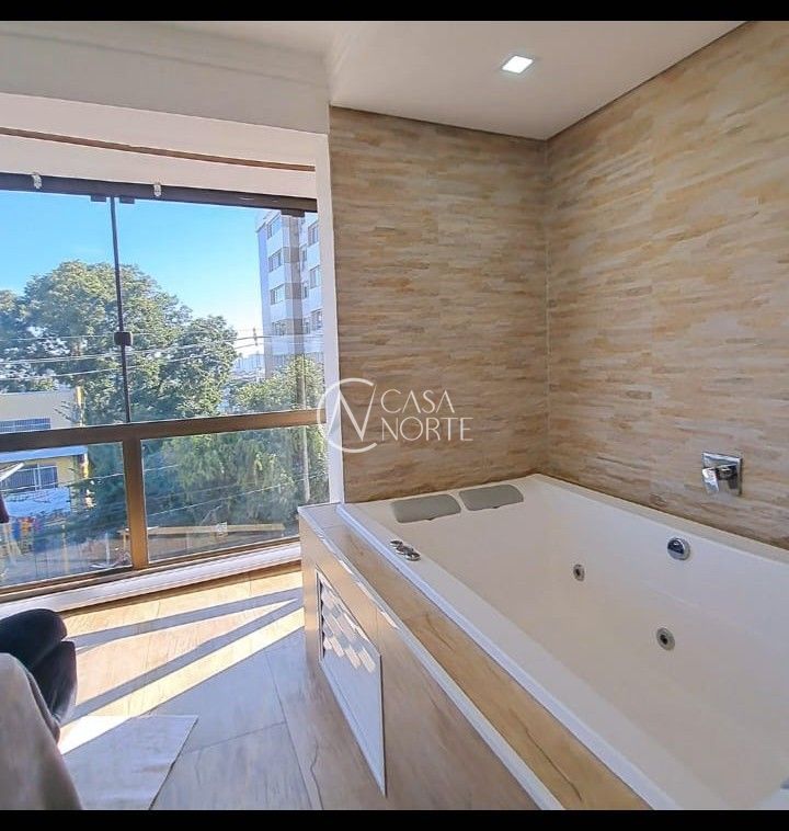 Apartamento à venda com 3 quartos, 109m², 1 suíte, 1 vaga, Rua Edmundo Bastian no bairro Cristo Redentor em Porto Alegre