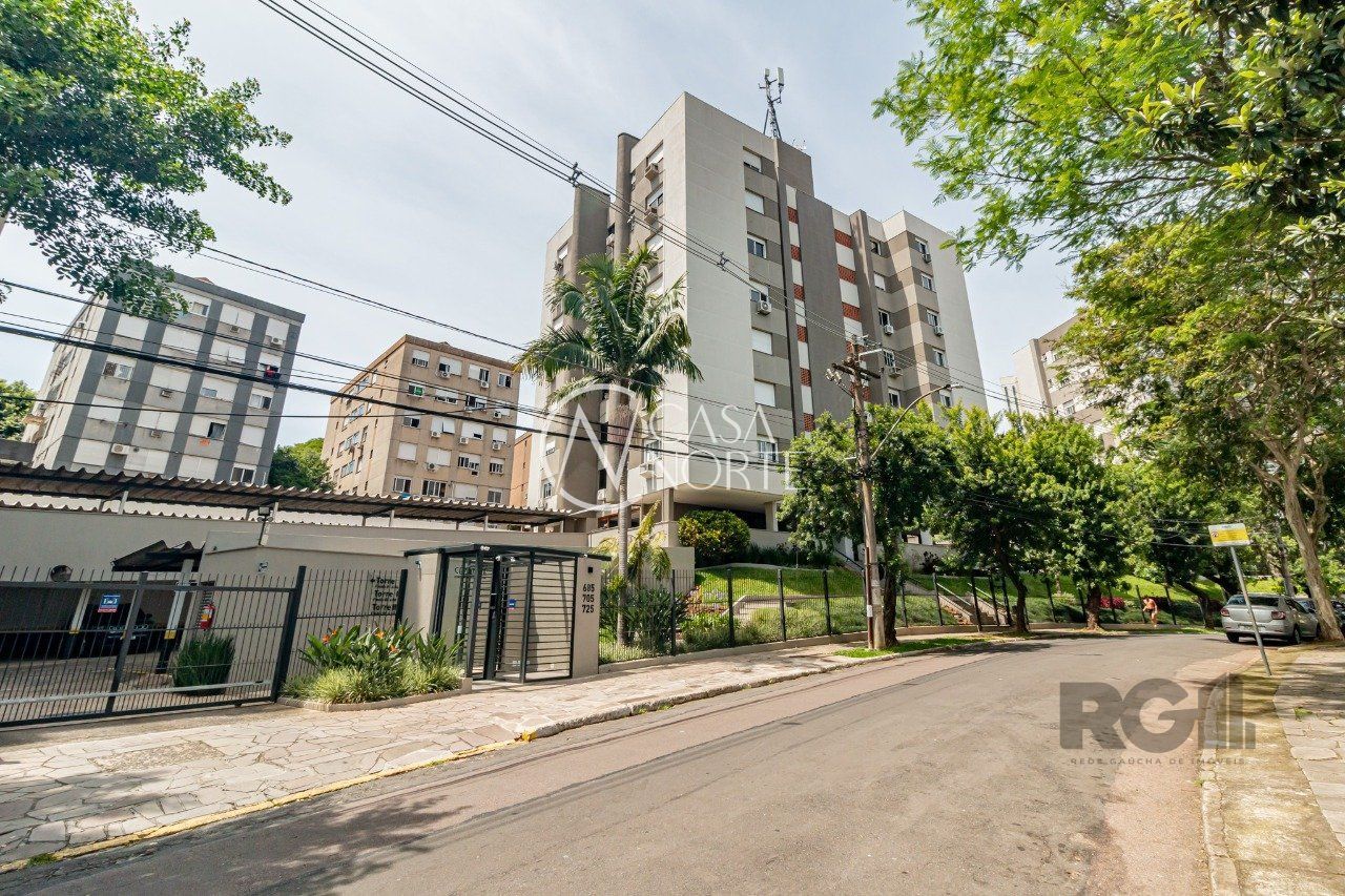 Apartamento à venda com 2 quartos, 68m², 1 vaga, Rua Cipó no bairro Passo da Areia em Porto Alegre