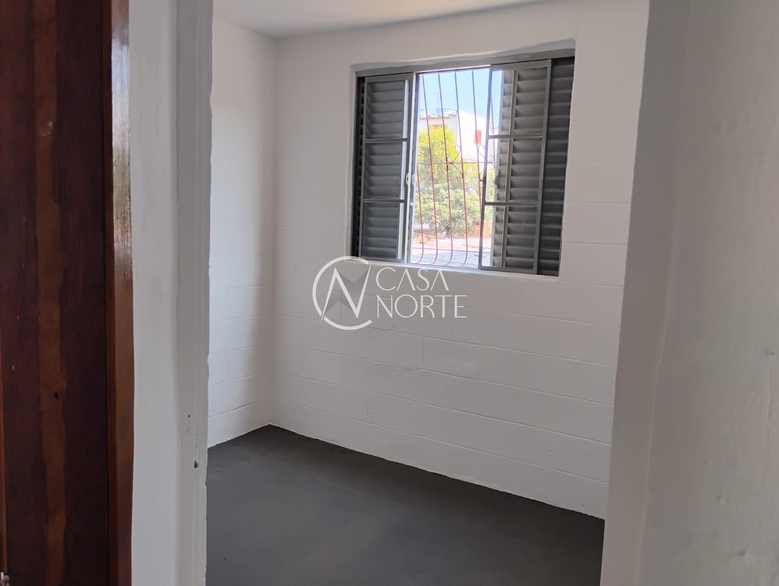 Apartamento à venda com 2 quartos, 53m², 1 vaga, Rua Fernando Camarano no bairro Rubem Berta em Porto Alegre