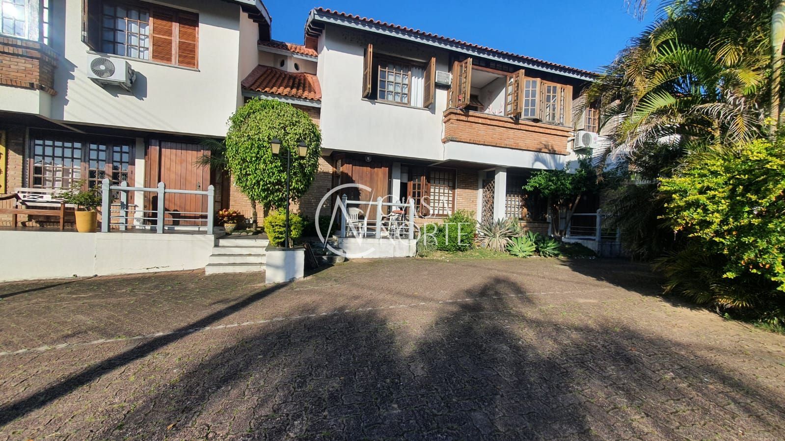 Casa de Condomínio à venda com 3 quartos, 135m², 1 suíte, 2 vagas, Avenida da Cavalhada no bairro Cavalhada em Porto Alegre