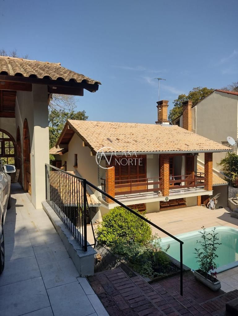 Casa à venda com 4 quartos, 350m², 2 suítes, 4 vagas, Rua dos Minuanos no bairro Espírito Santo em Porto Alegre