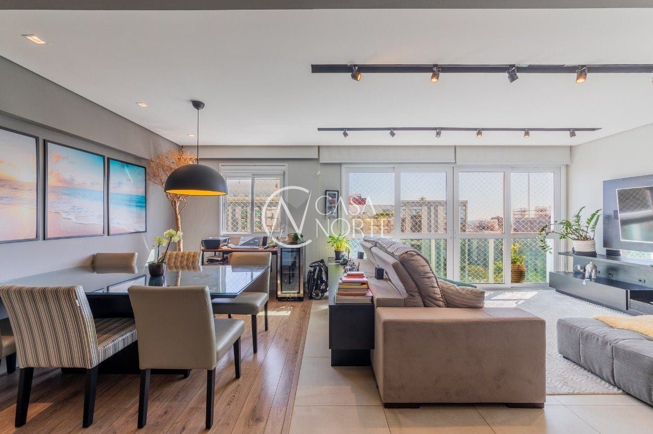 Apartamento à venda com 2 quartos, 79m², 1 suíte, 2 vagas, Avenida Inácio Vasconcelos no bairro Boa Vista em Porto Alegre
